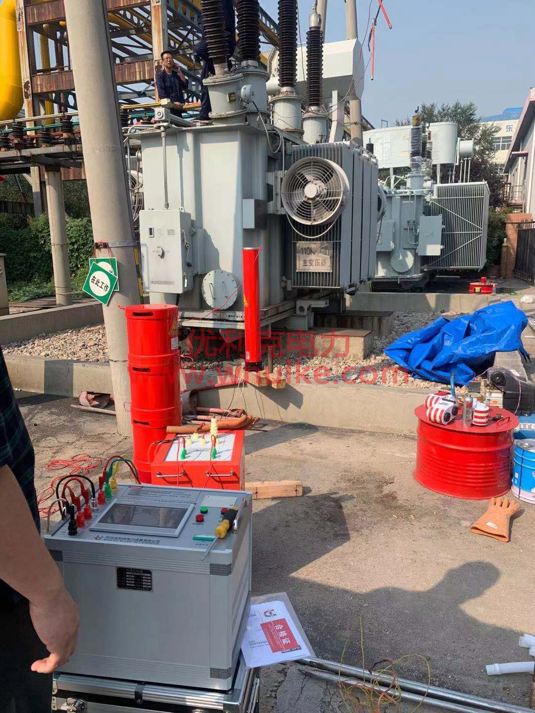 110KV主變耐壓試驗(yàn)現(xiàn)場